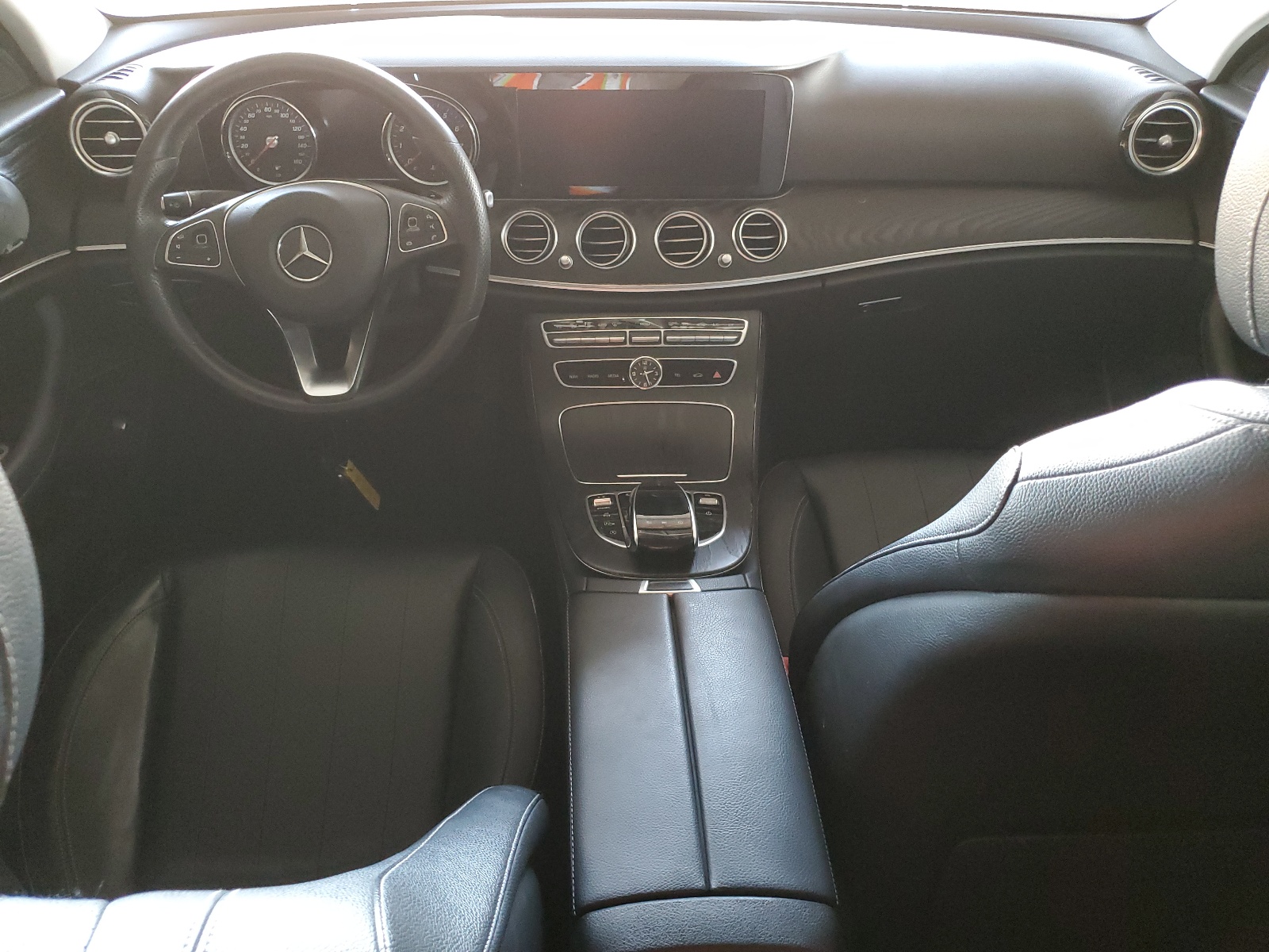 WDDZF4JB7JA318454 2018 Mercedes-Benz E 300