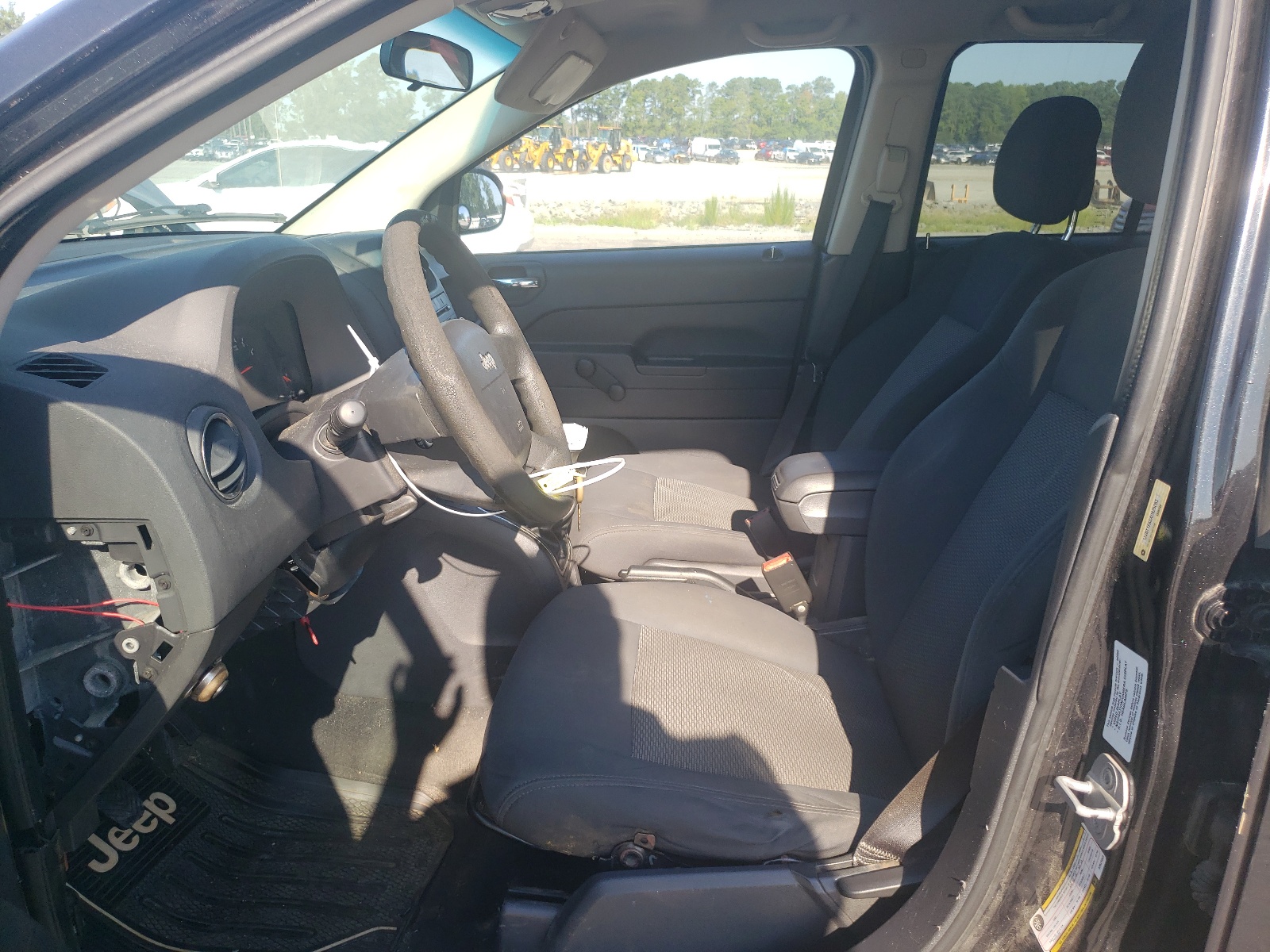 1J4NT1FA0AD625053 2010 Jeep Compass Sport