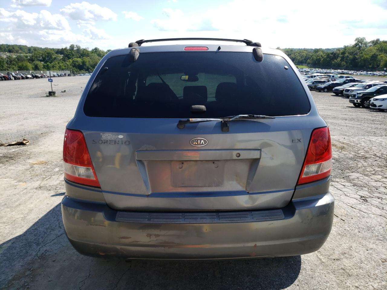 2003 Kia Sorento Ex VIN: KNDJC733935057315 Lot: 67390044