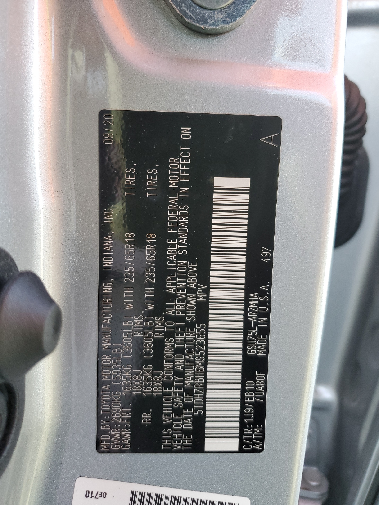 5TDHZRBH6MS523655 2021 Toyota Highlander Xle