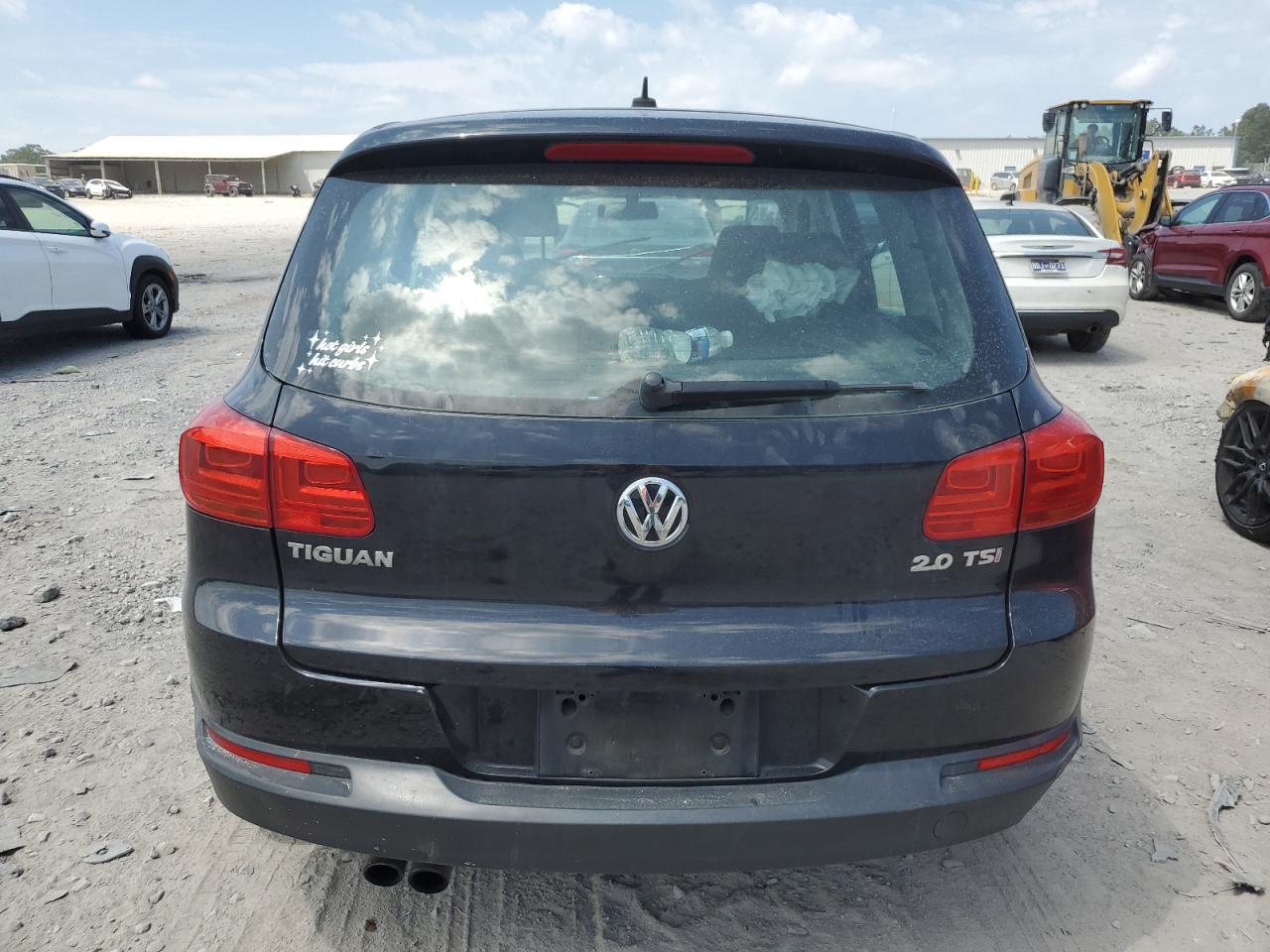 WVGAV7AX5CW526146 2012 Volkswagen Tiguan S