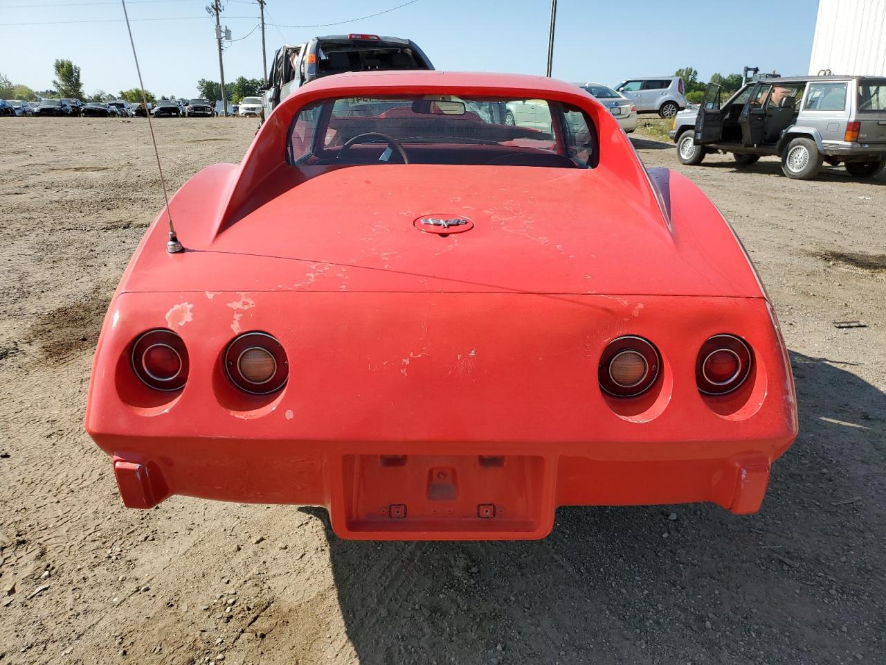 1977 Chevrolet Corvette VIN: 1Z37X7S402148 Lot: 68337494