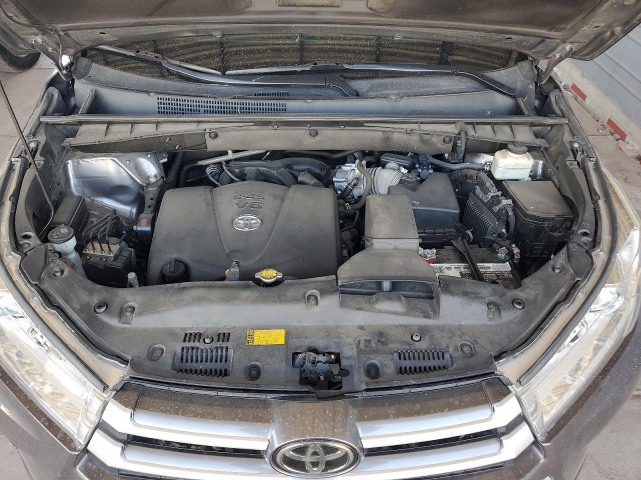 2017 Toyota Highlander Le VIN: 5TDZZRFH4HS226162 Lot: 65750984