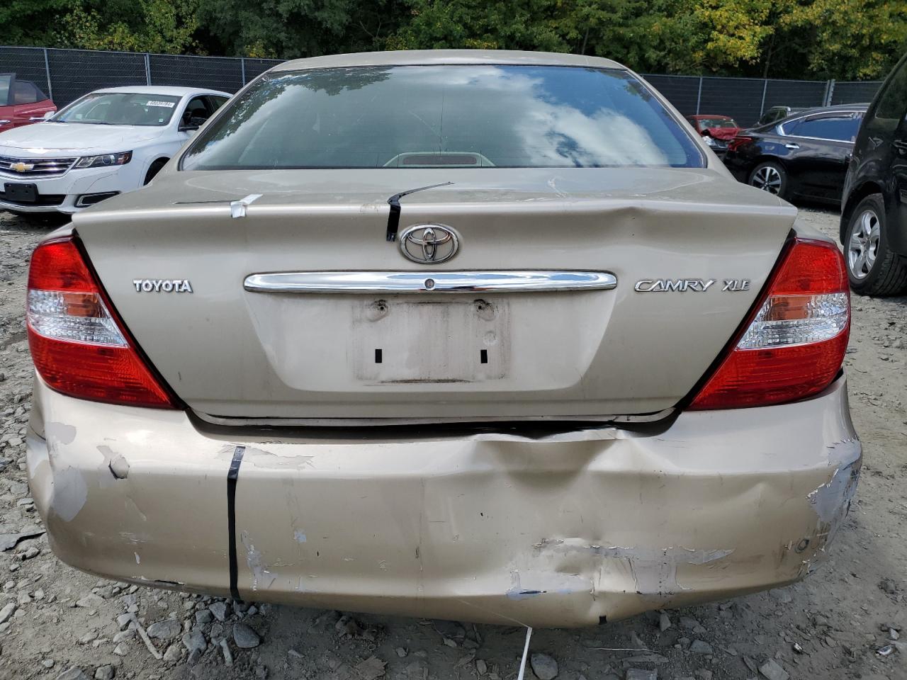 2004 Toyota Camry Le VIN: 4T1BE30K14U314098 Lot: 67905404