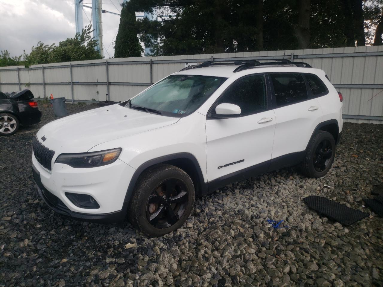 1C4PJMLB2KD378266 2019 JEEP GRAND CHEROKEE - Image 1