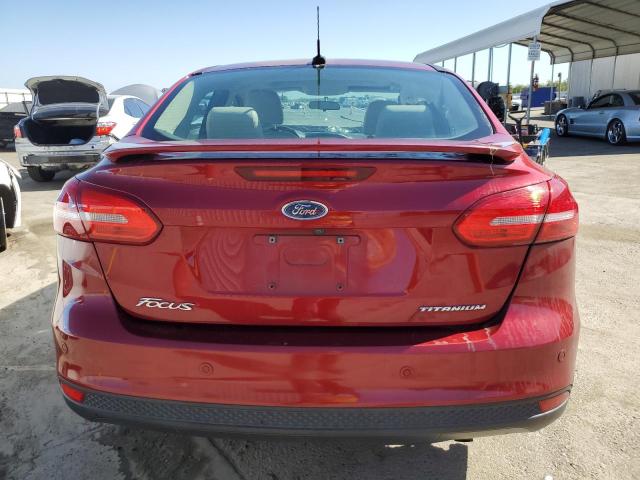  FORD FOCUS 2017 Czerwony