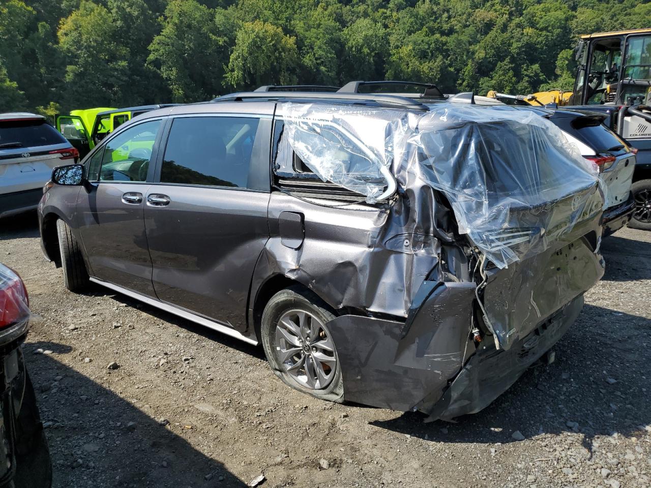 5TDYSKFC7NS073560 2022 TOYOTA SIENNA - Image 2