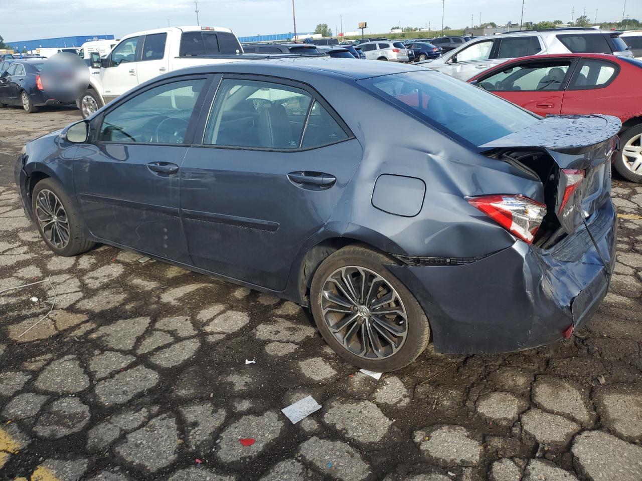 5YFBURHE9GP487538 2016 TOYOTA COROLLA - Image 2