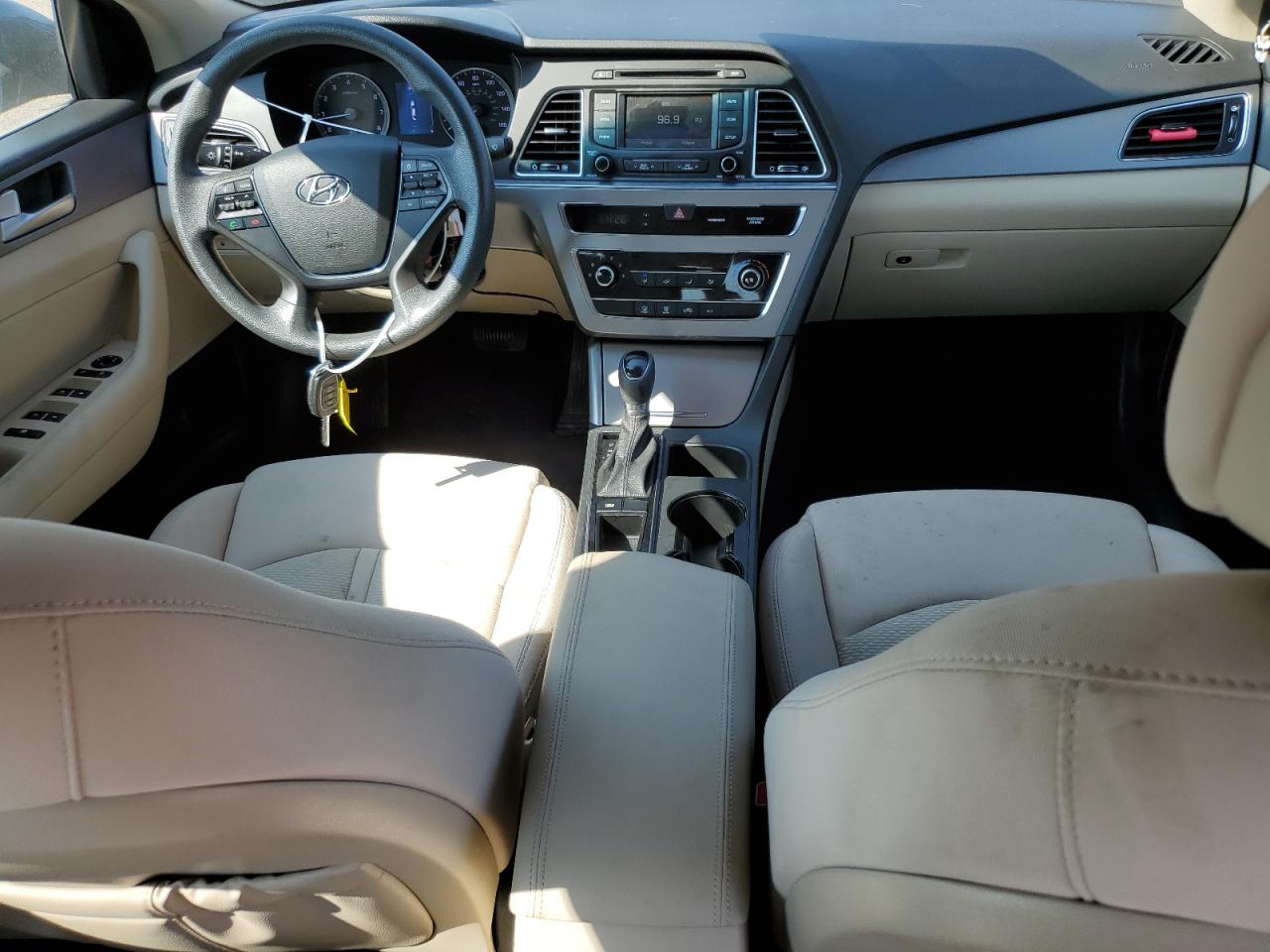 2015 Hyundai Sonata Se VIN: 5NPE24AF9FH205614 Lot: 66852104