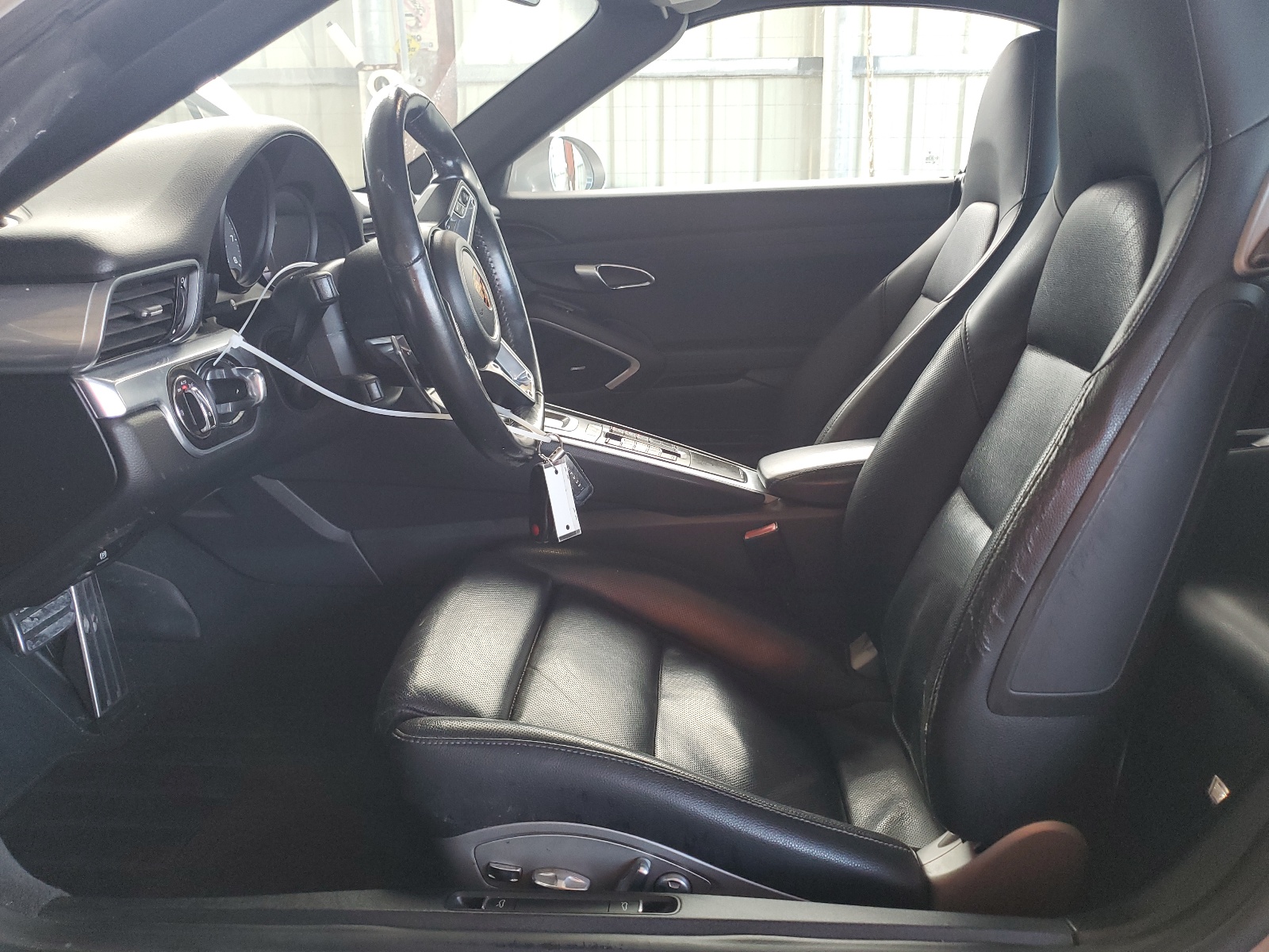 WP0CB2A91HS155902 2017 Porsche 911 Carrera S