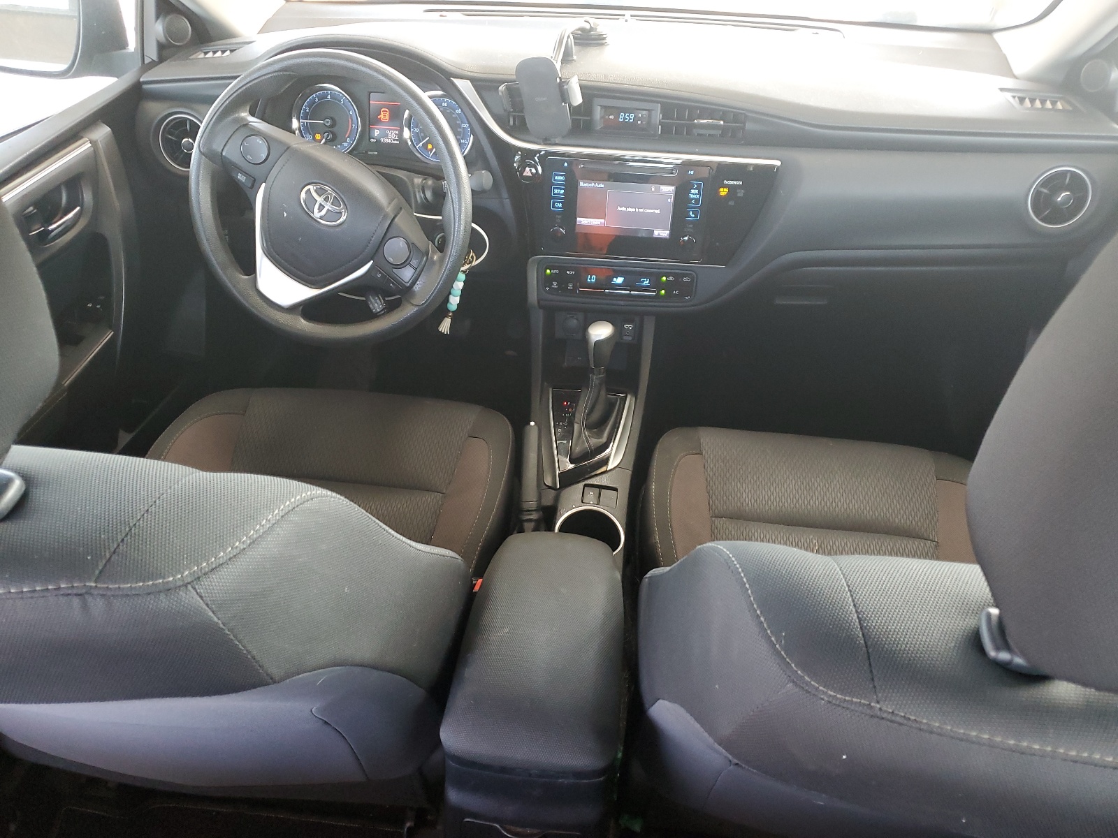 2017 Toyota Corolla L vin: 2T1BURHE3HC956611