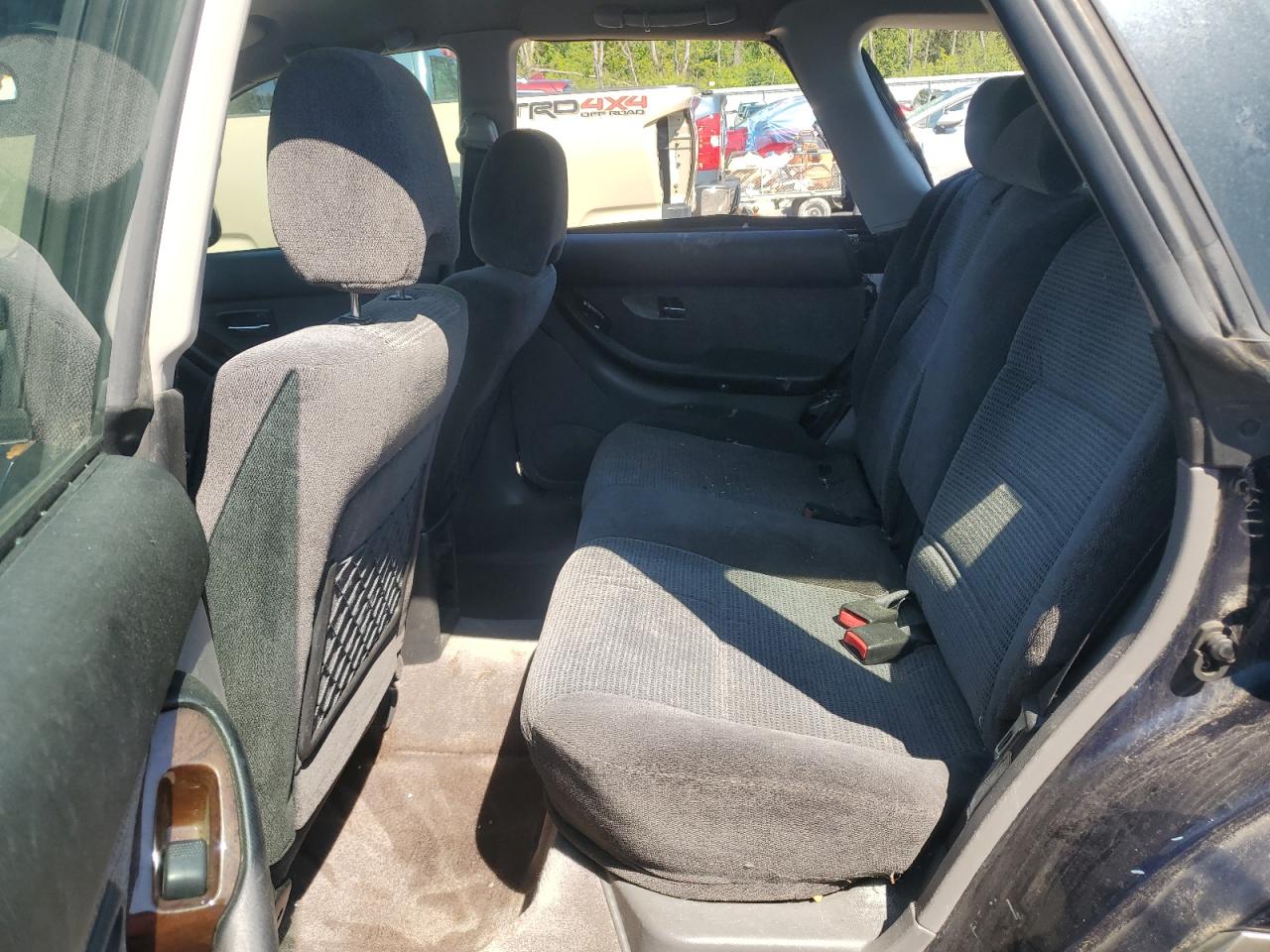 2003 Subaru Legacy - Image 11