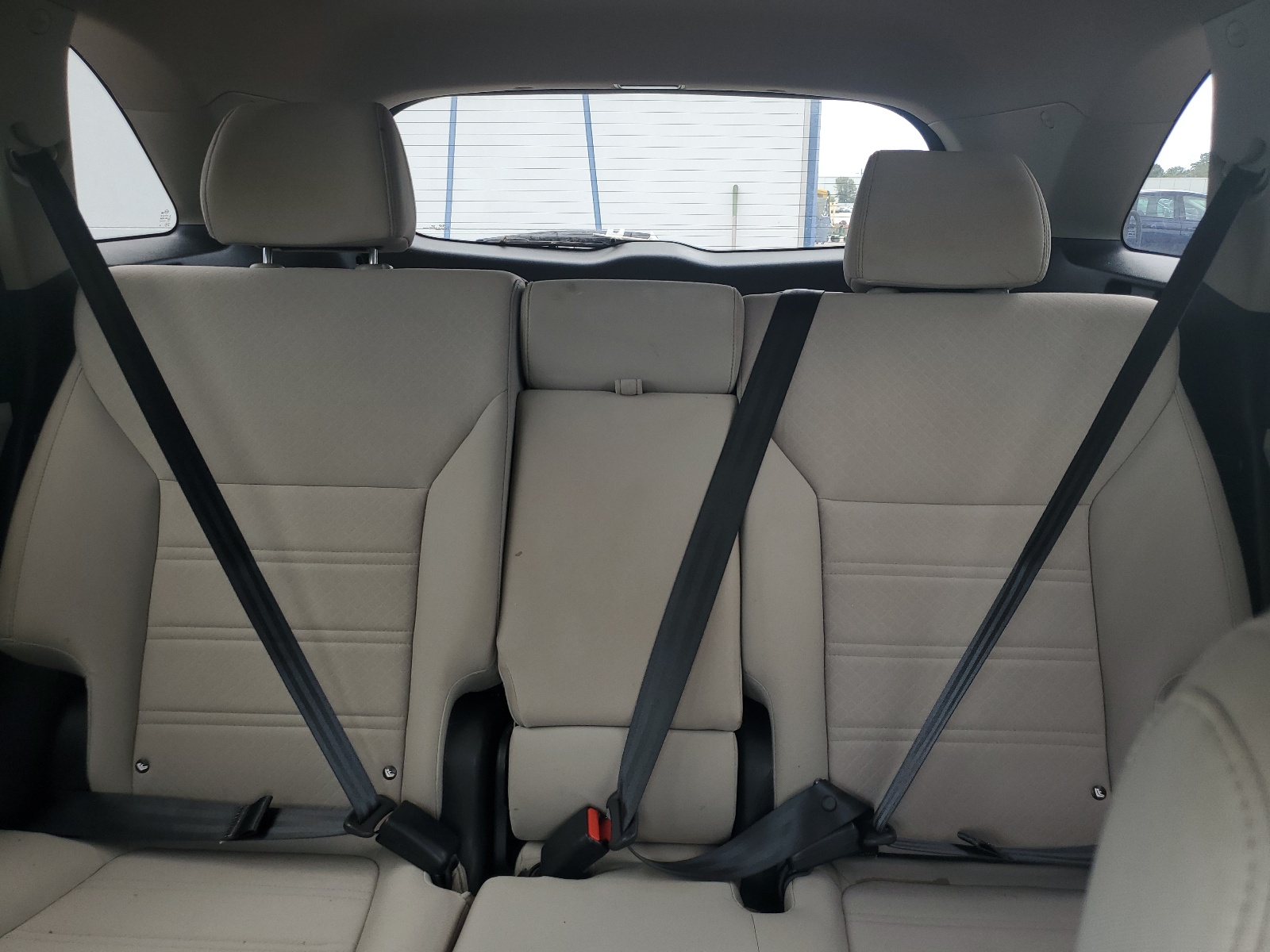 2016 Kia Sorento Lx vin: 5XYPG4A38GG145916