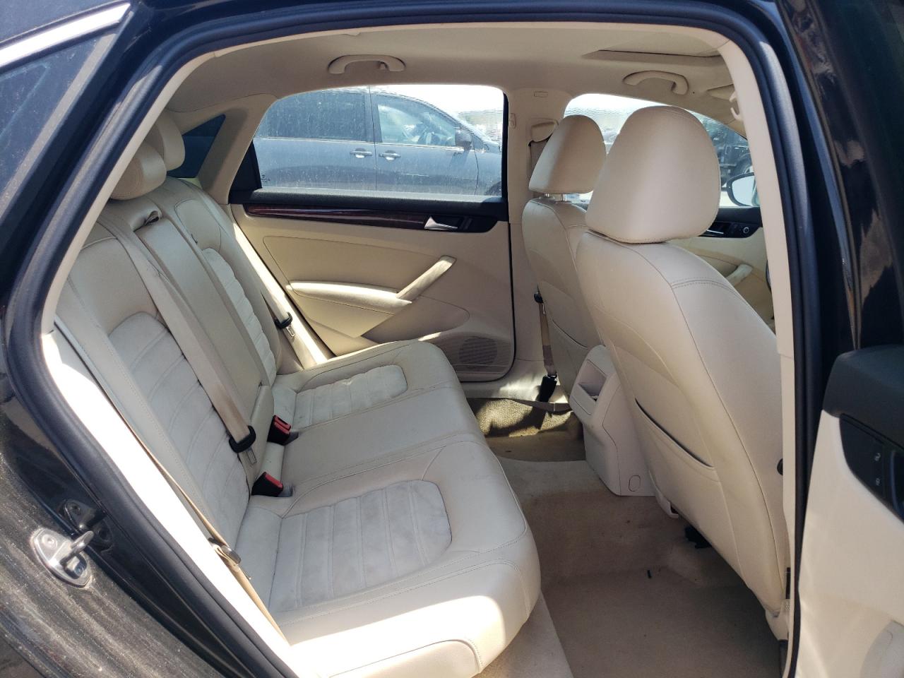 2012 Volkswagen Passat Sel VIN: 1VWCN7A33CC003622 Lot: 66737074