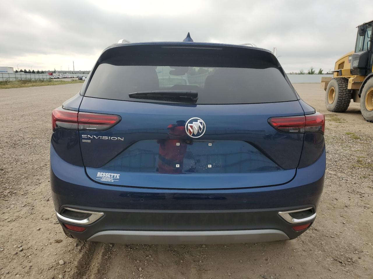 LRBFZMR45PD020971 2023 Buick Envision Preferred