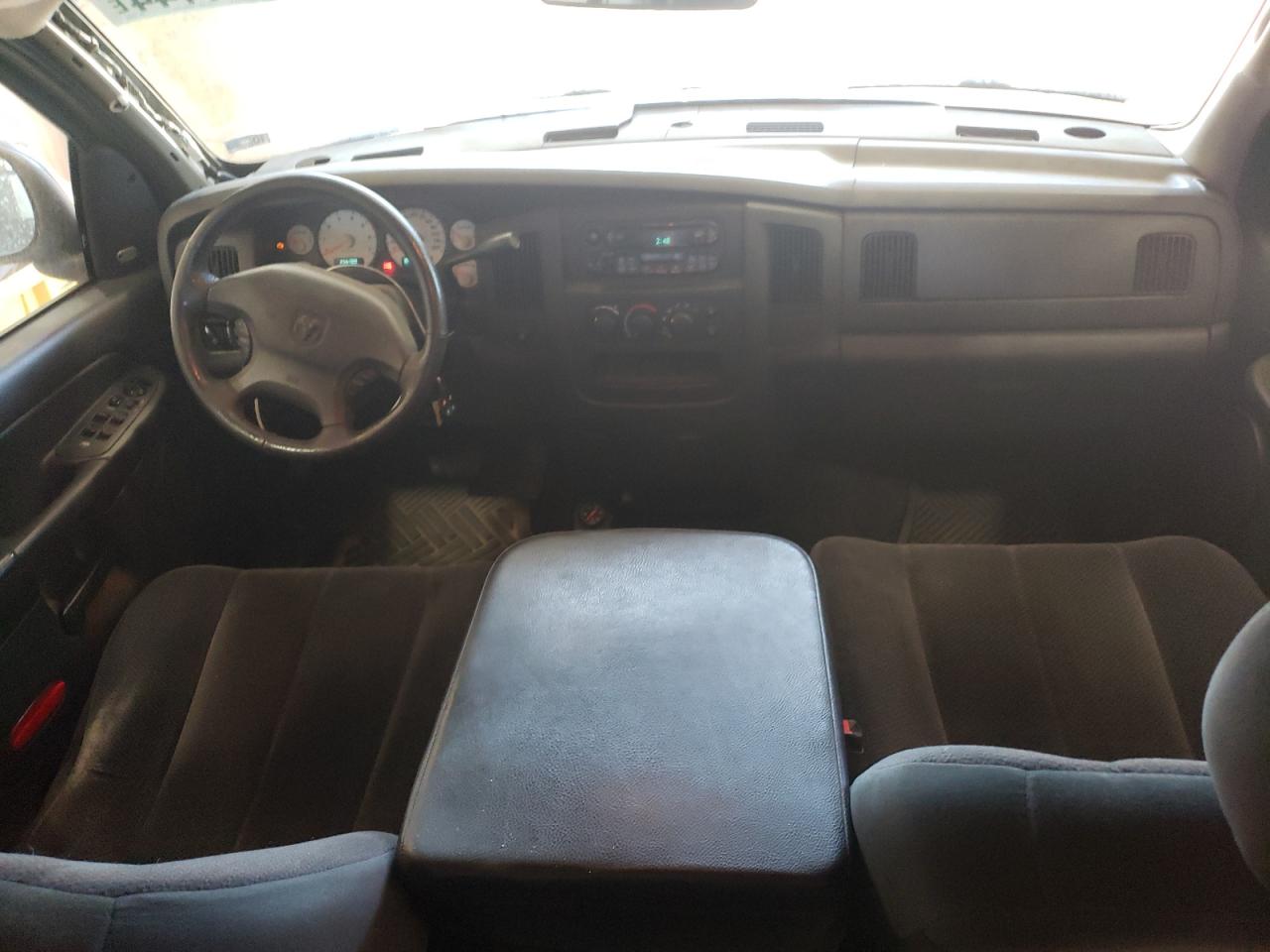 2002 Dodge Ram 1500 VIN: 1D7HU18N02S568565 Lot: 67001144