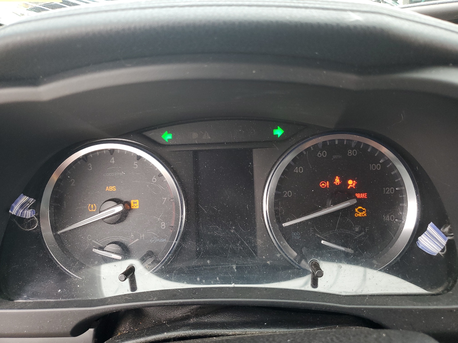 5TDJKRFH9ES055566 2014 Toyota Highlander Xle