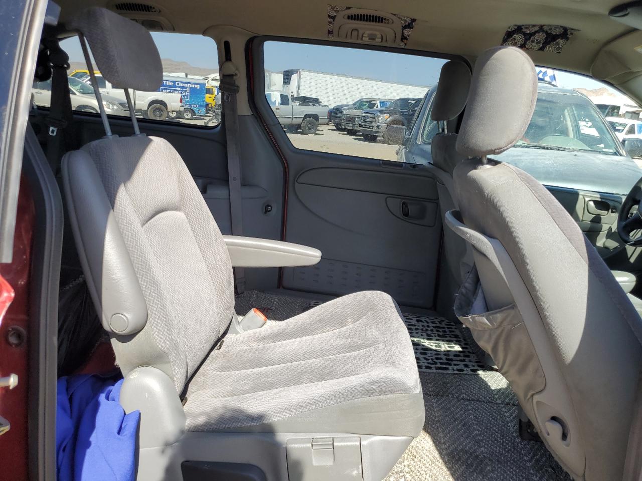 2005 Chrysler Town & Country Touring VIN: 2C4GP54L45R225966 Lot: 66316324