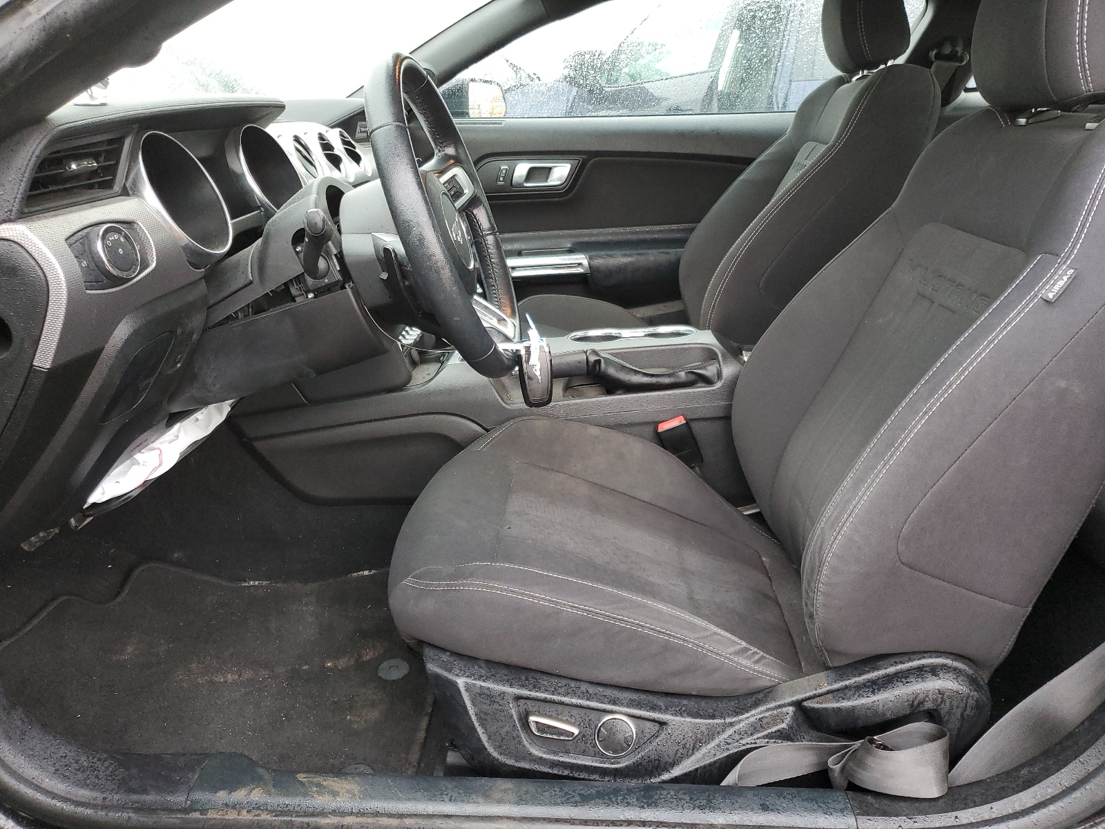 1FA6P8TH0K5176094 2019 Ford Mustang