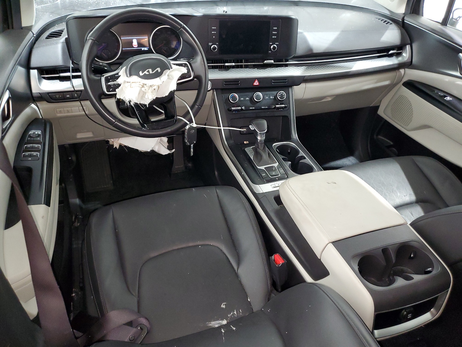 KNDNB4H39P6253816 2023 Kia Carnival Lx