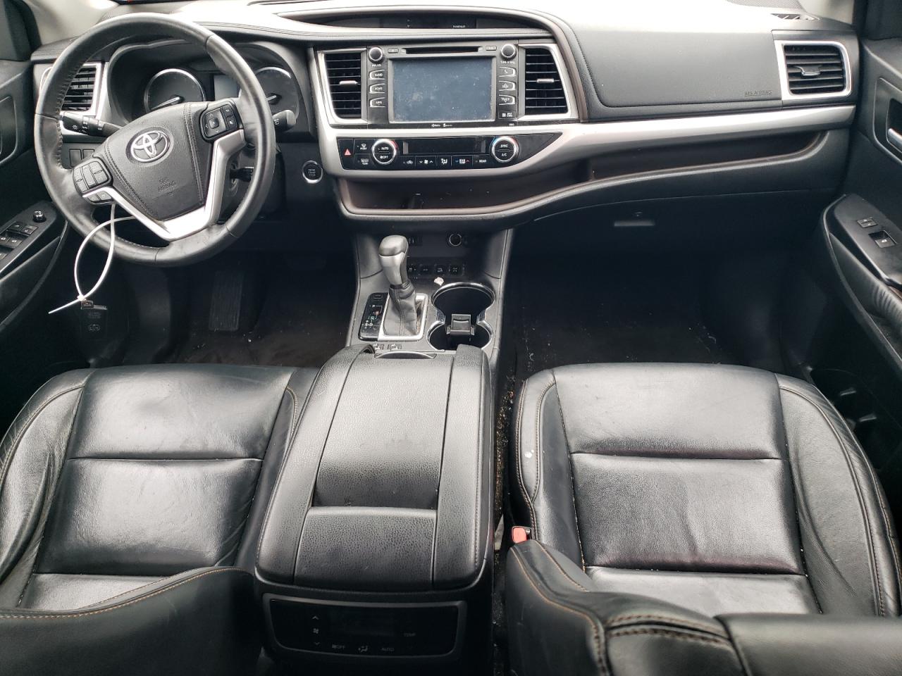 2014 Toyota Highlander Xle VIN: 5TDJKRFH8ES047183 Lot: 65909194