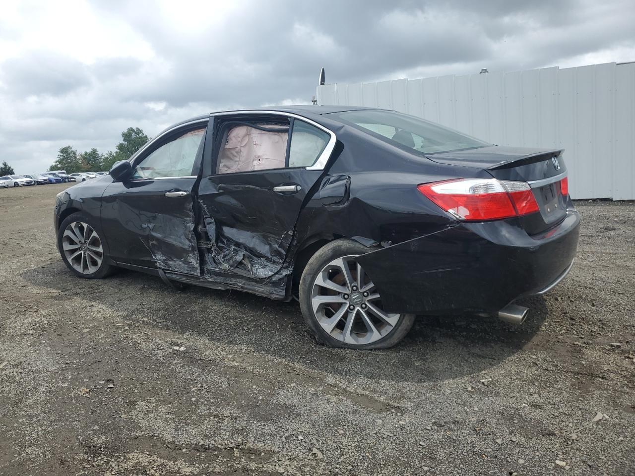 2015 Honda Accord - Image 2
