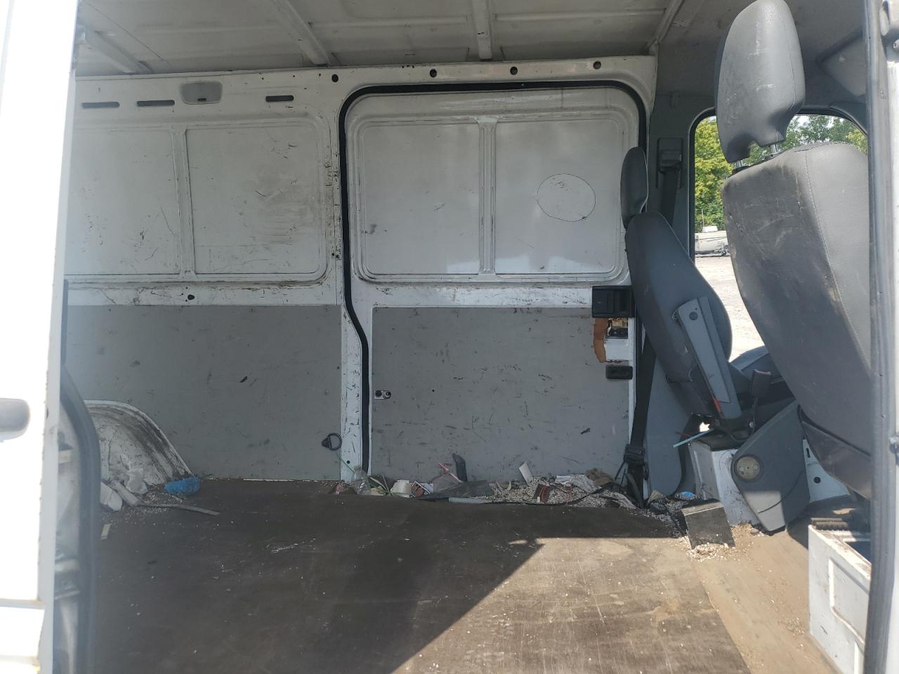 2005 Dodge Sprinter 2500 VIN: WD0PD644155795337 Lot: 65453854