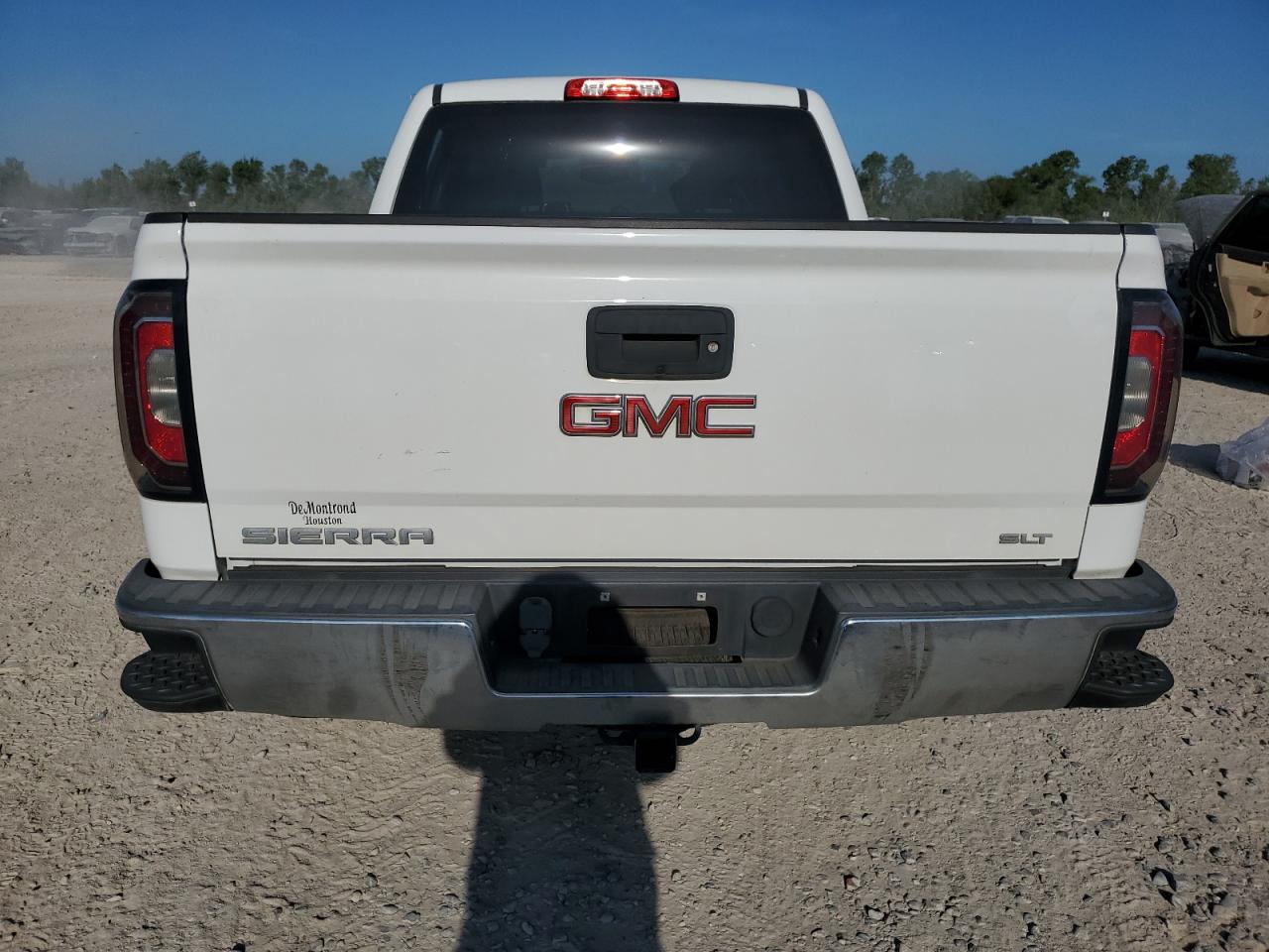 2018 GMC Sierra - Image 6