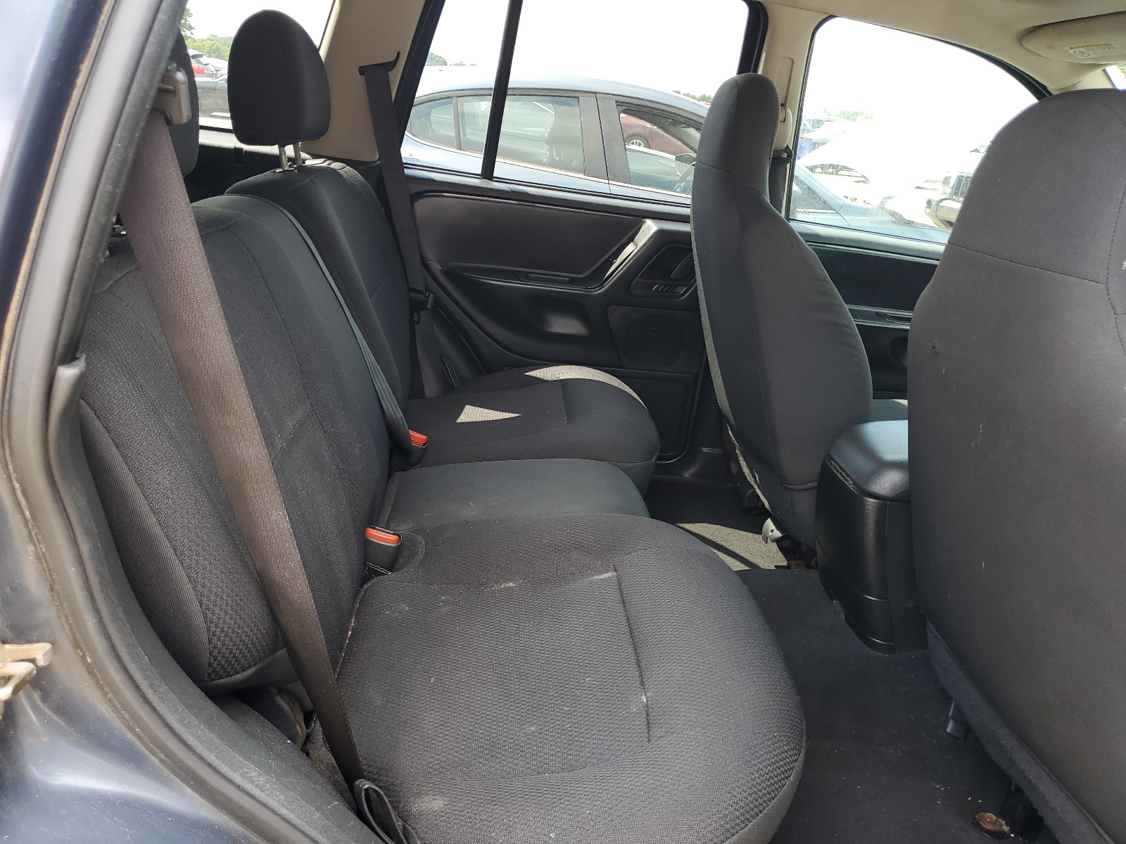 1J4GW48SX3C608938 2003 Jeep Grand Cherokee Laredo