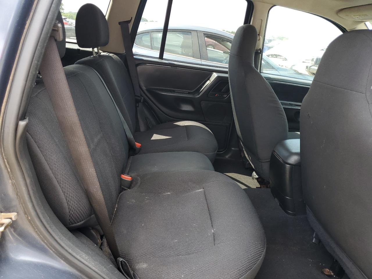 2003 Jeep Grand Cherokee Laredo VIN: 1J4GW48SX3C608938 Lot: 67498124