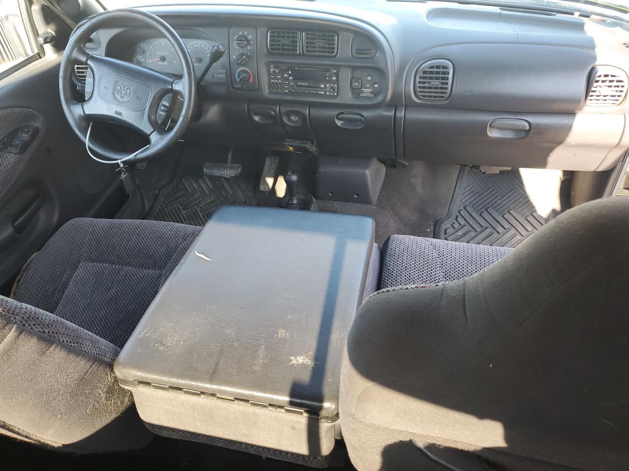 1998 Dodge Ram 2500 VIN: 1B7KF2360WJ176987 Lot: 67557324