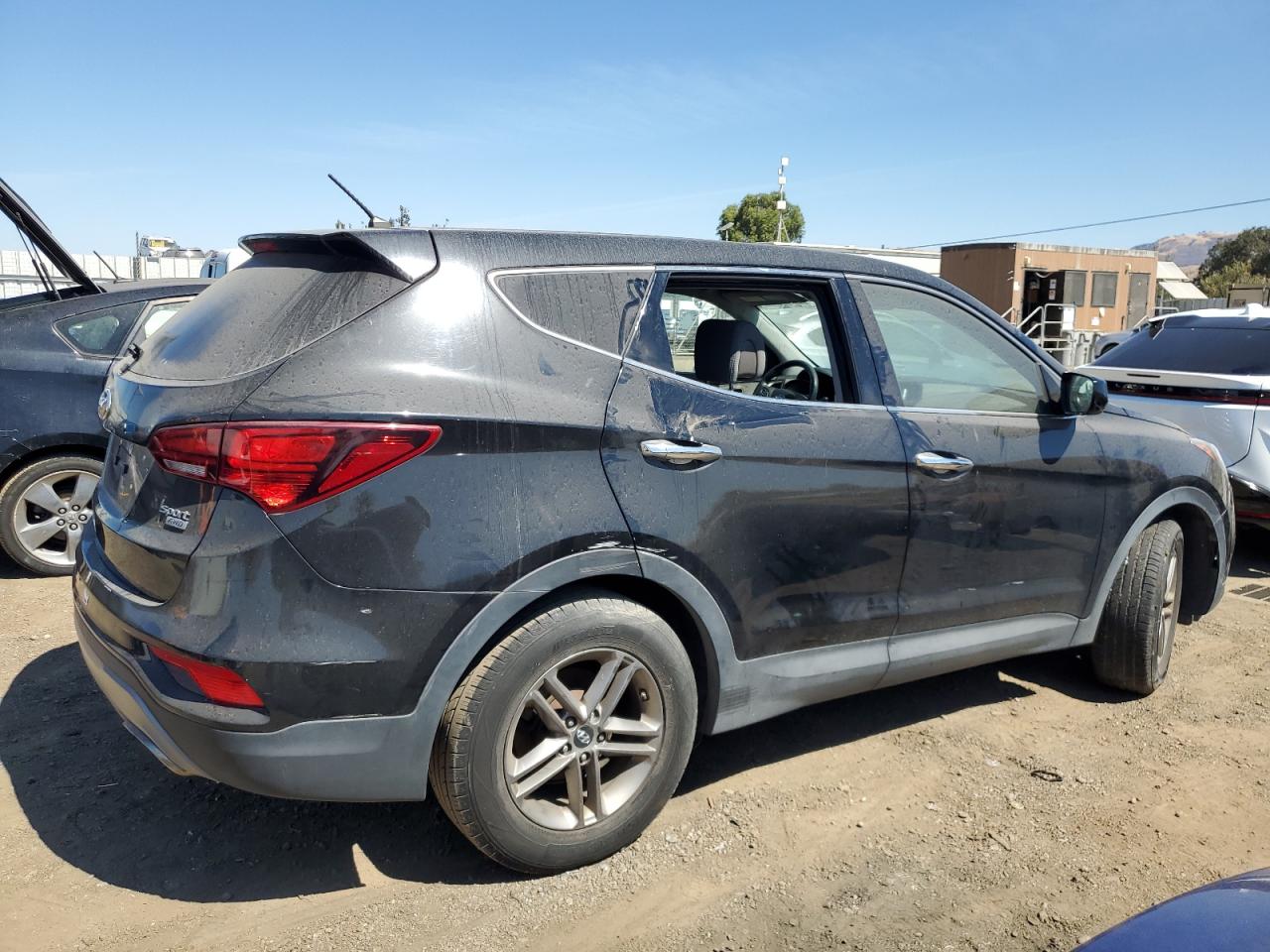 VIN 5NMZTDLB0JH085636 2018 HYUNDAI SANTA FE no.3