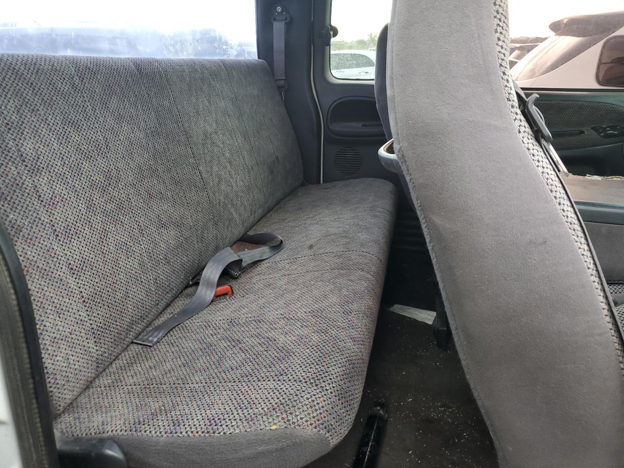 1999 Dodge Ram 2500 VIN: 1B7KC2364XJ535252 Lot: 68307364