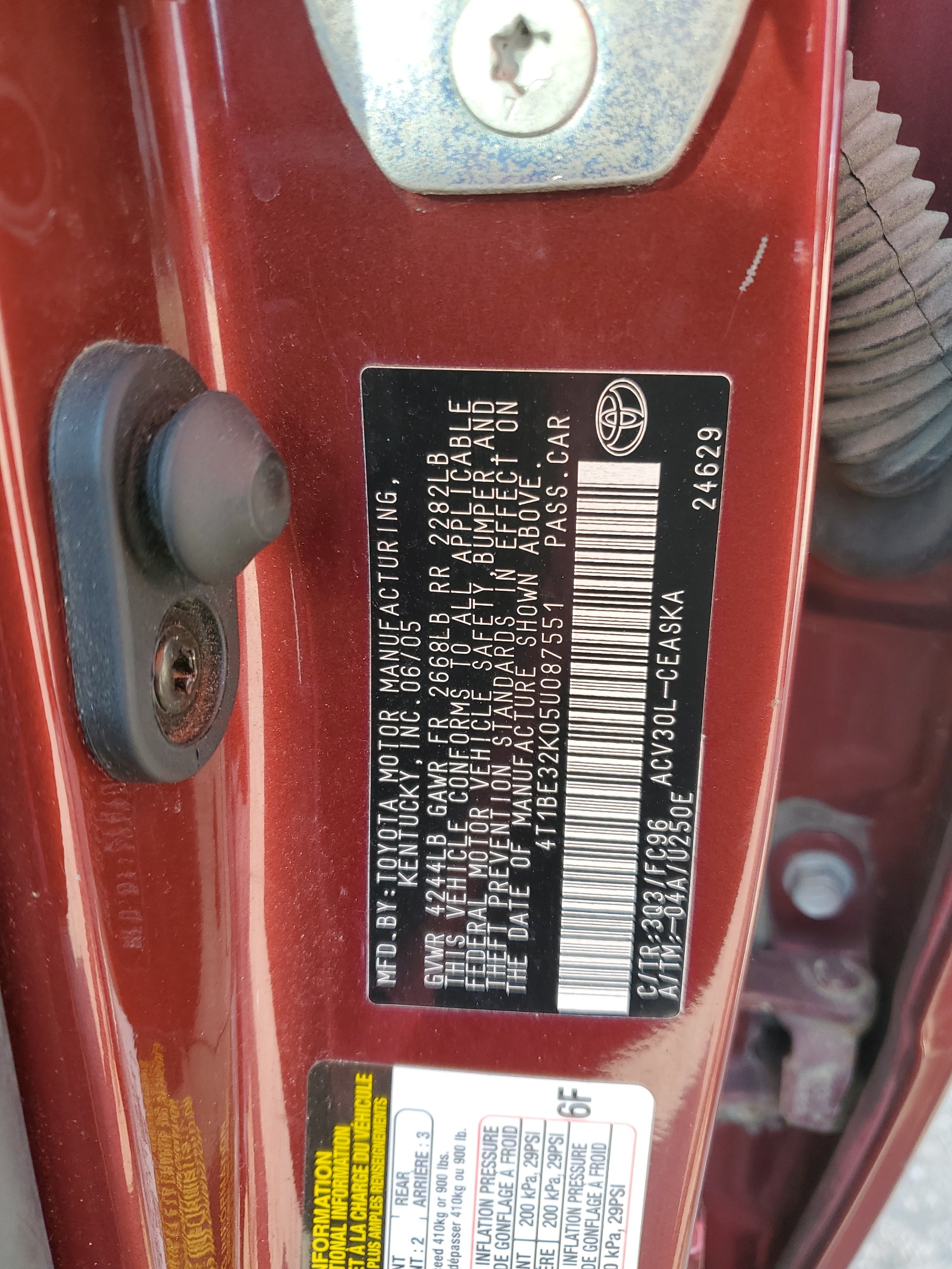 4T1BE32K05U087551 2005 Toyota Camry Le