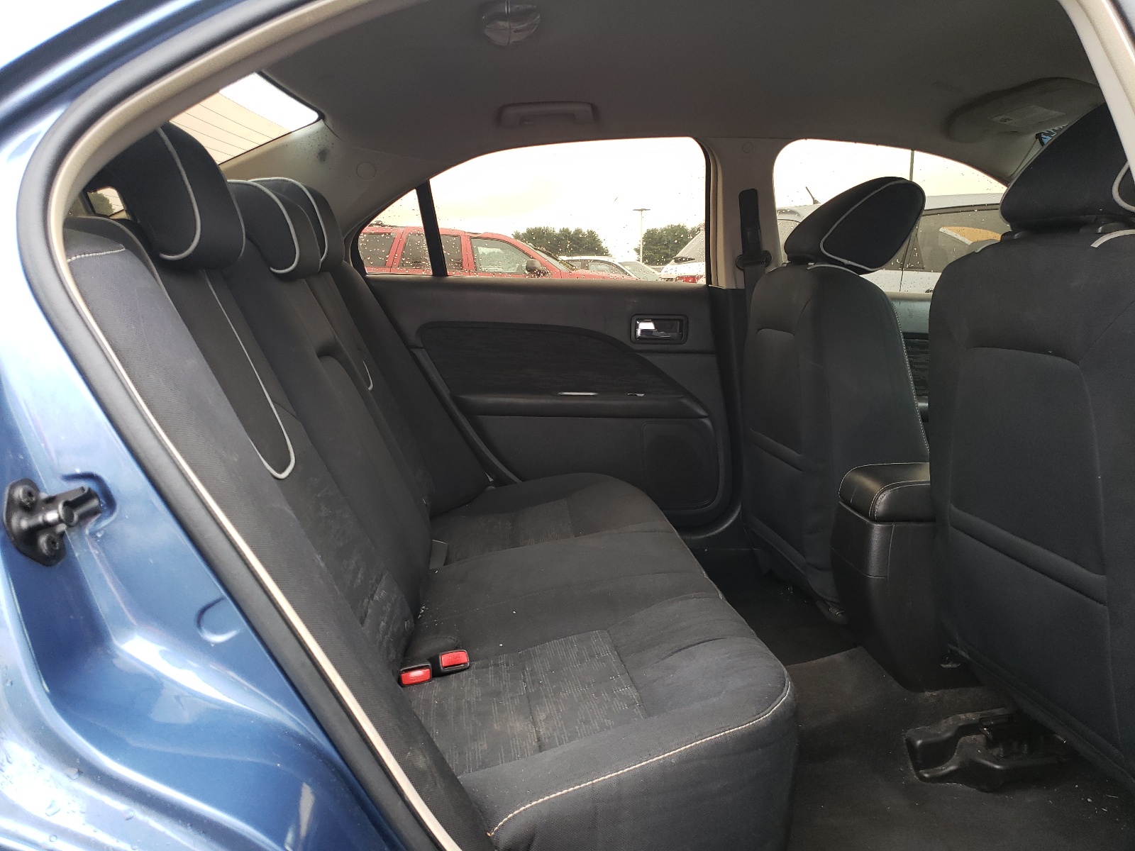 3FAHP0HAXAR343286 2010 Ford Fusion Se