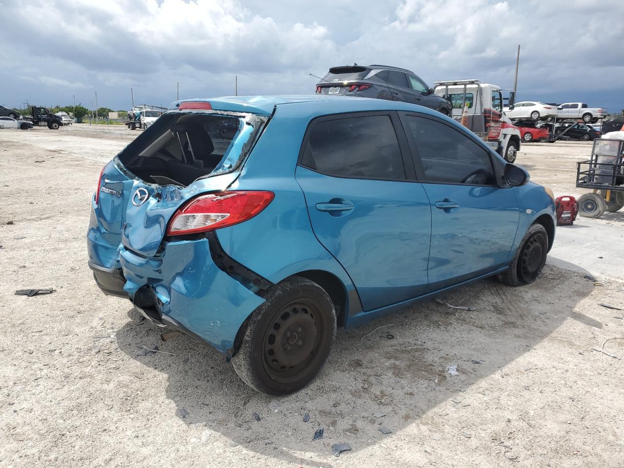 2011 Mazda Mazda2 VIN: JM1DE1HY4B0110569 Lot: 66301244