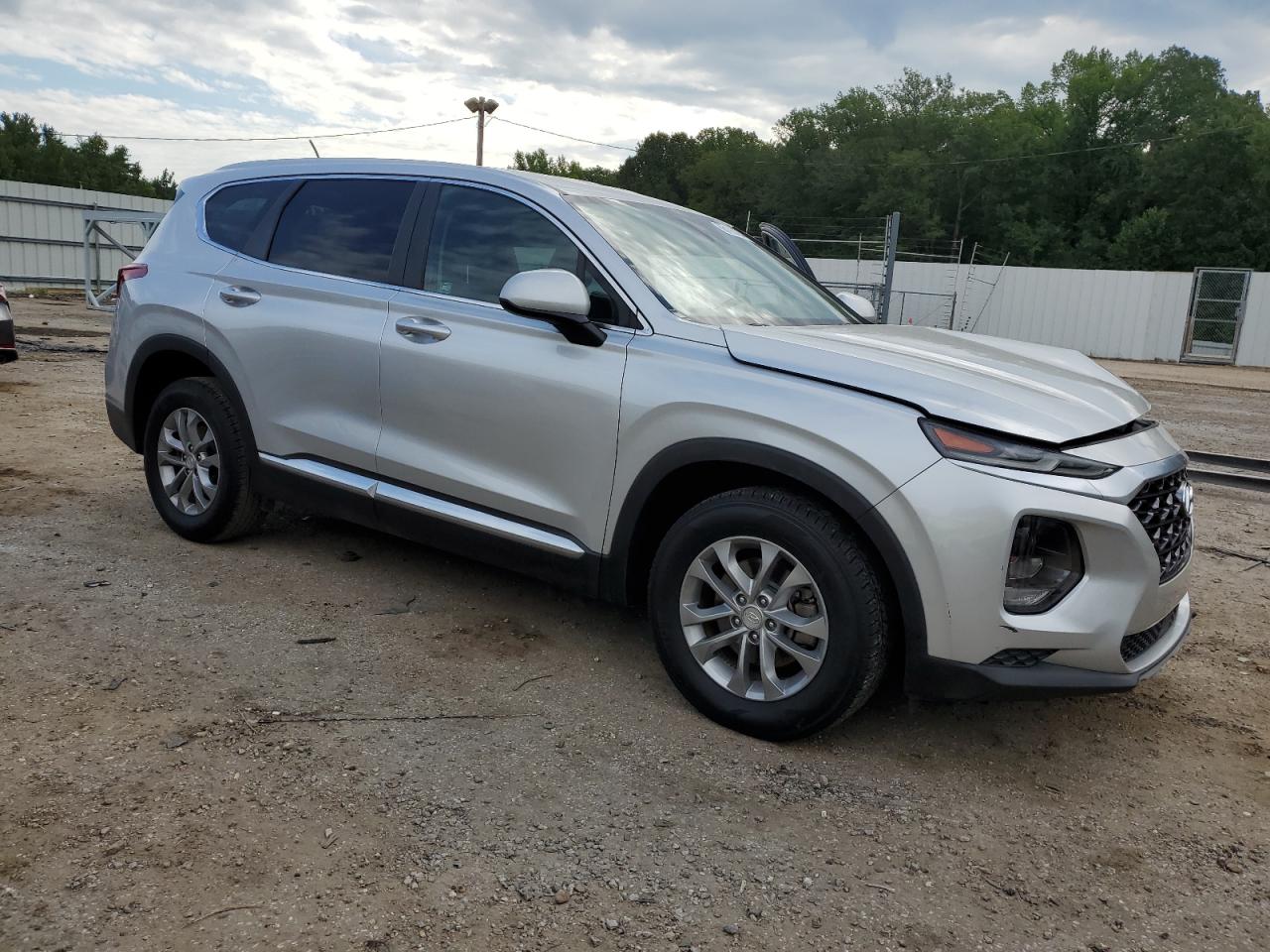 5NMS23AD5KH041040 2019 Hyundai Santa Fe Se