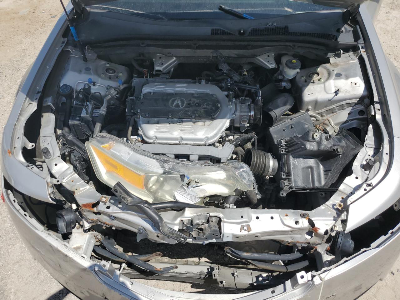 19UUA8F22BA007617 2011 Acura Tl