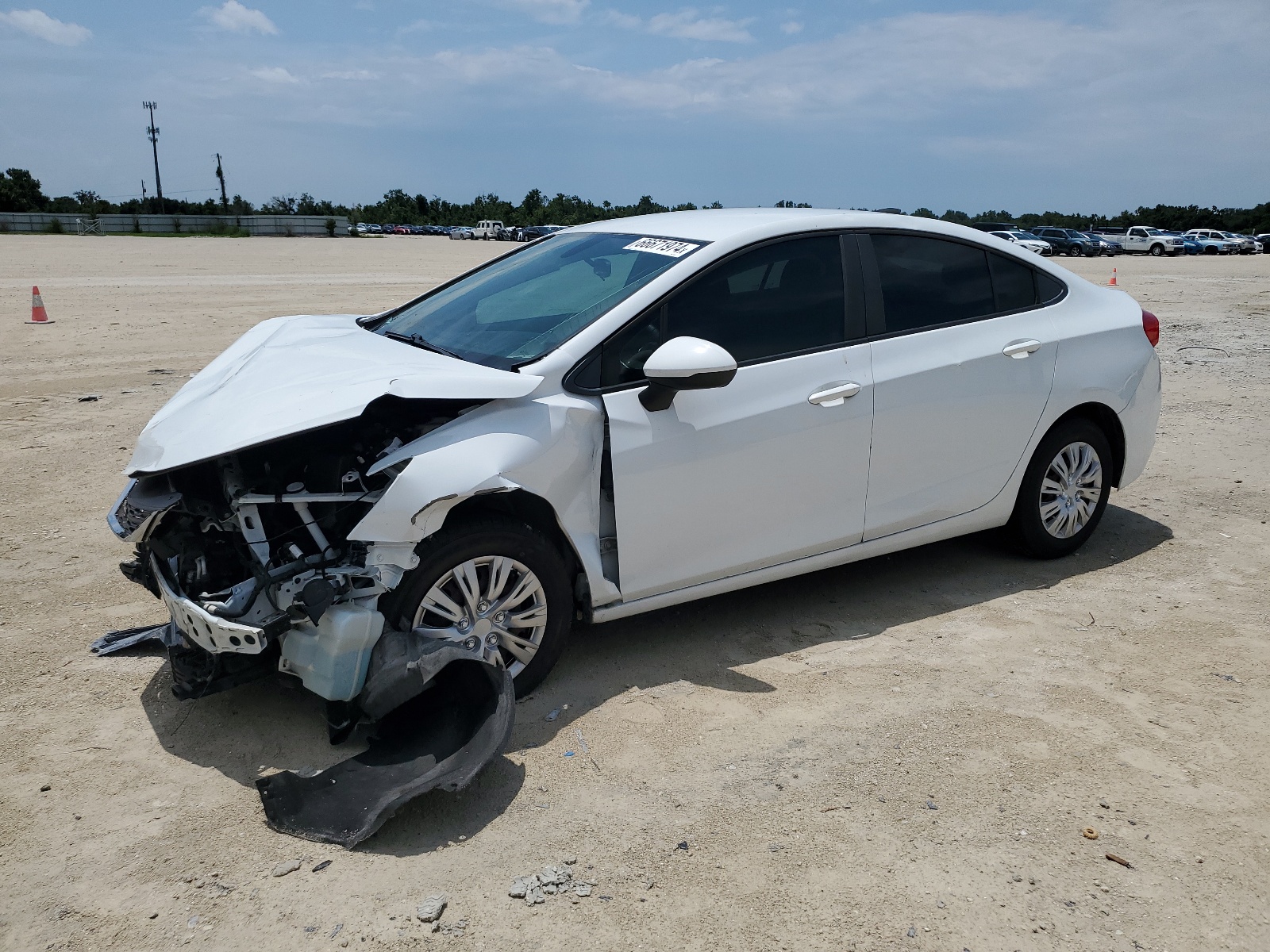 2017 Chevrolet Cruze Ls vin: 1G1BC5SM3H7156820