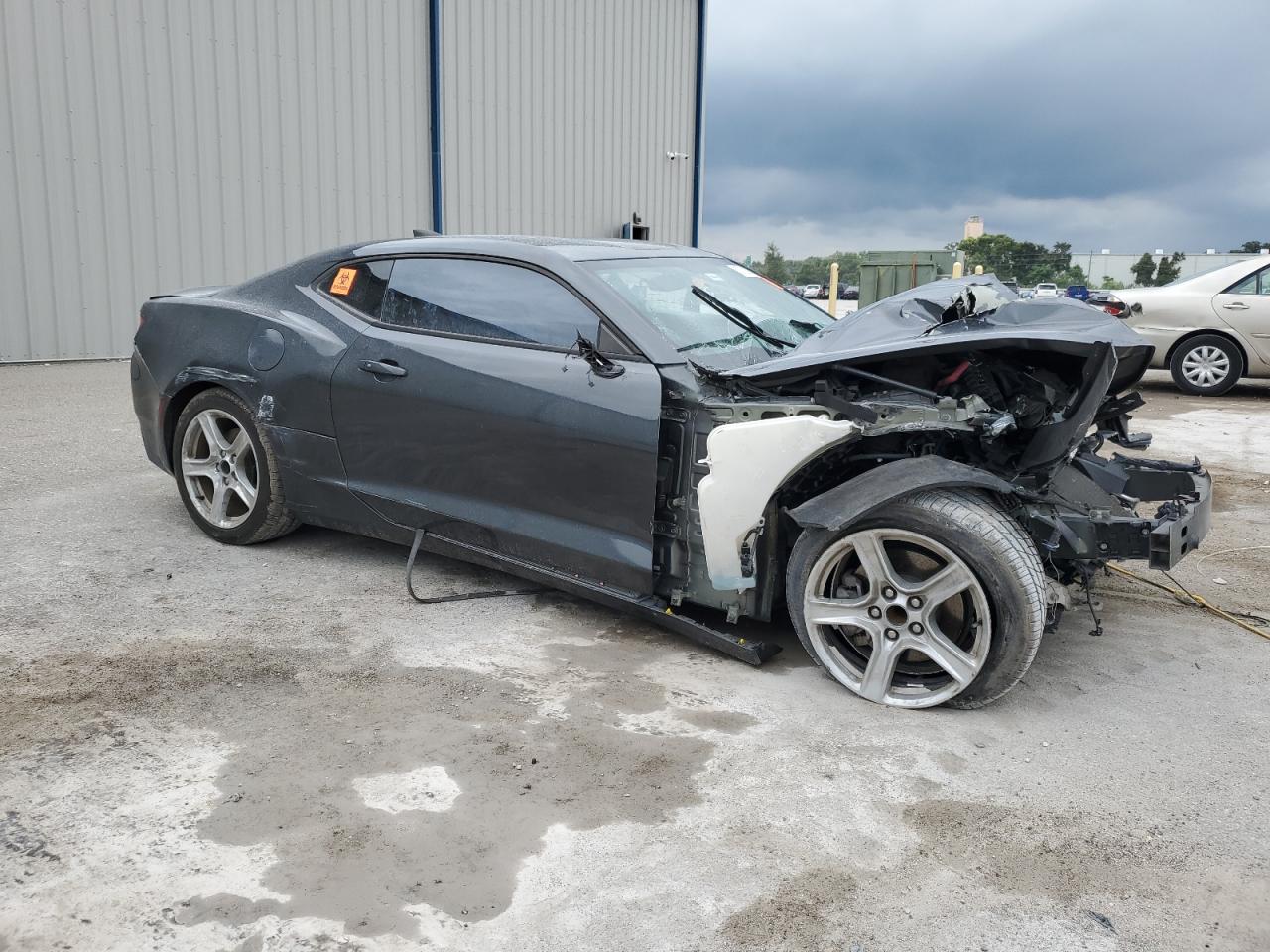 2016 Chevrolet Camaro - Image 4