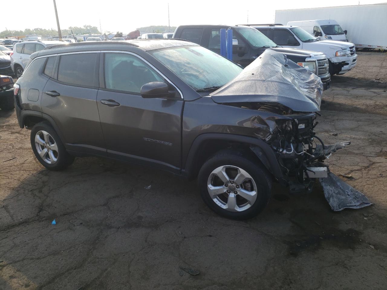 2018 Jeep Compass - Image 4