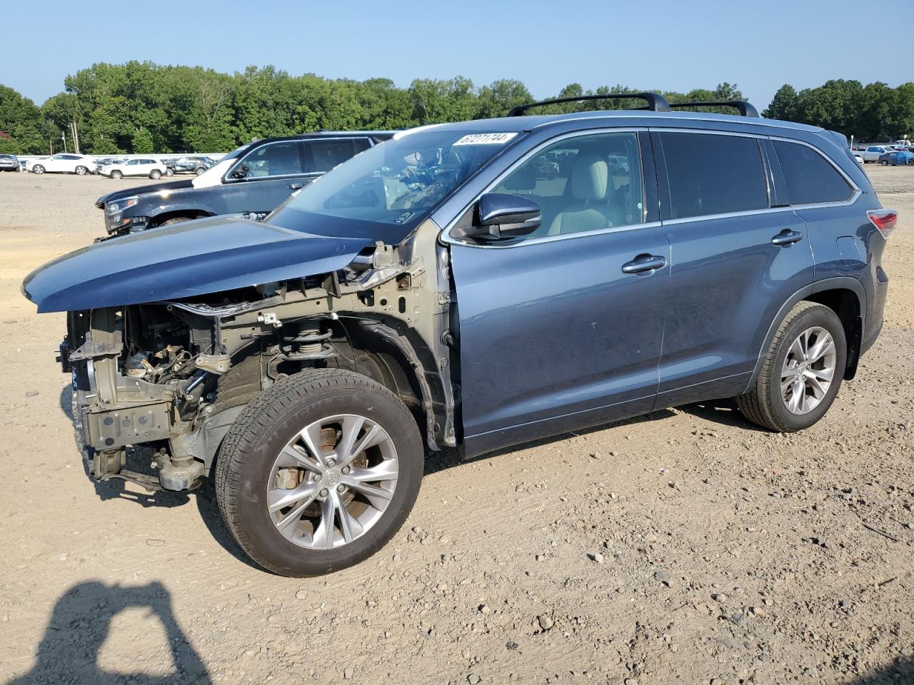 5TDKKRFH3FS071655 2015 TOYOTA HIGHLANDER - Image 1