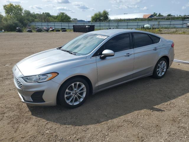 3FA6P0LU3LR105419 Ford Fusion SE