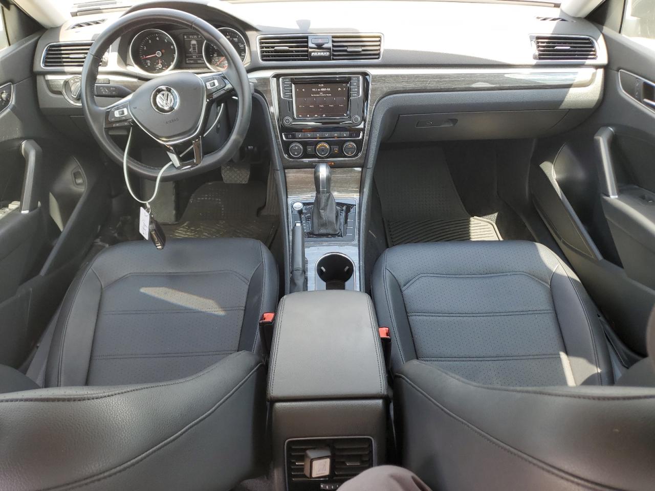 2018 Volkswagen Passat Se VIN: 1VWBA7A39JC037262 Lot: 66294934