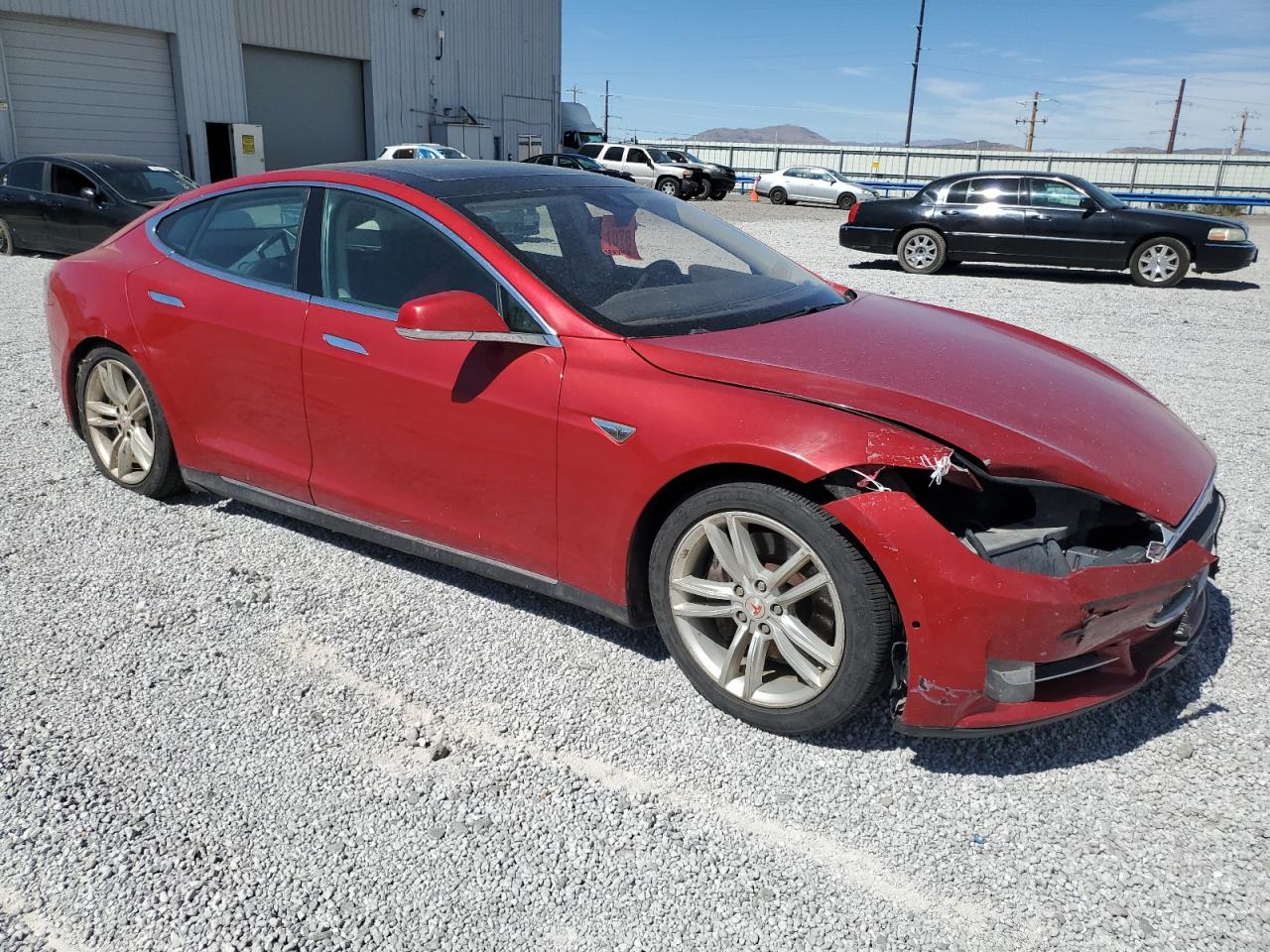 VIN 5YJSA1H13FFP77579 2015 TESLA MODEL S no.4