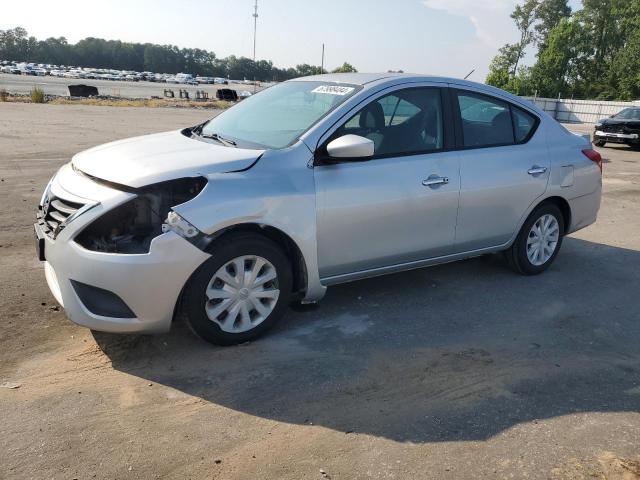  NISSAN VERSA 2019 Silver