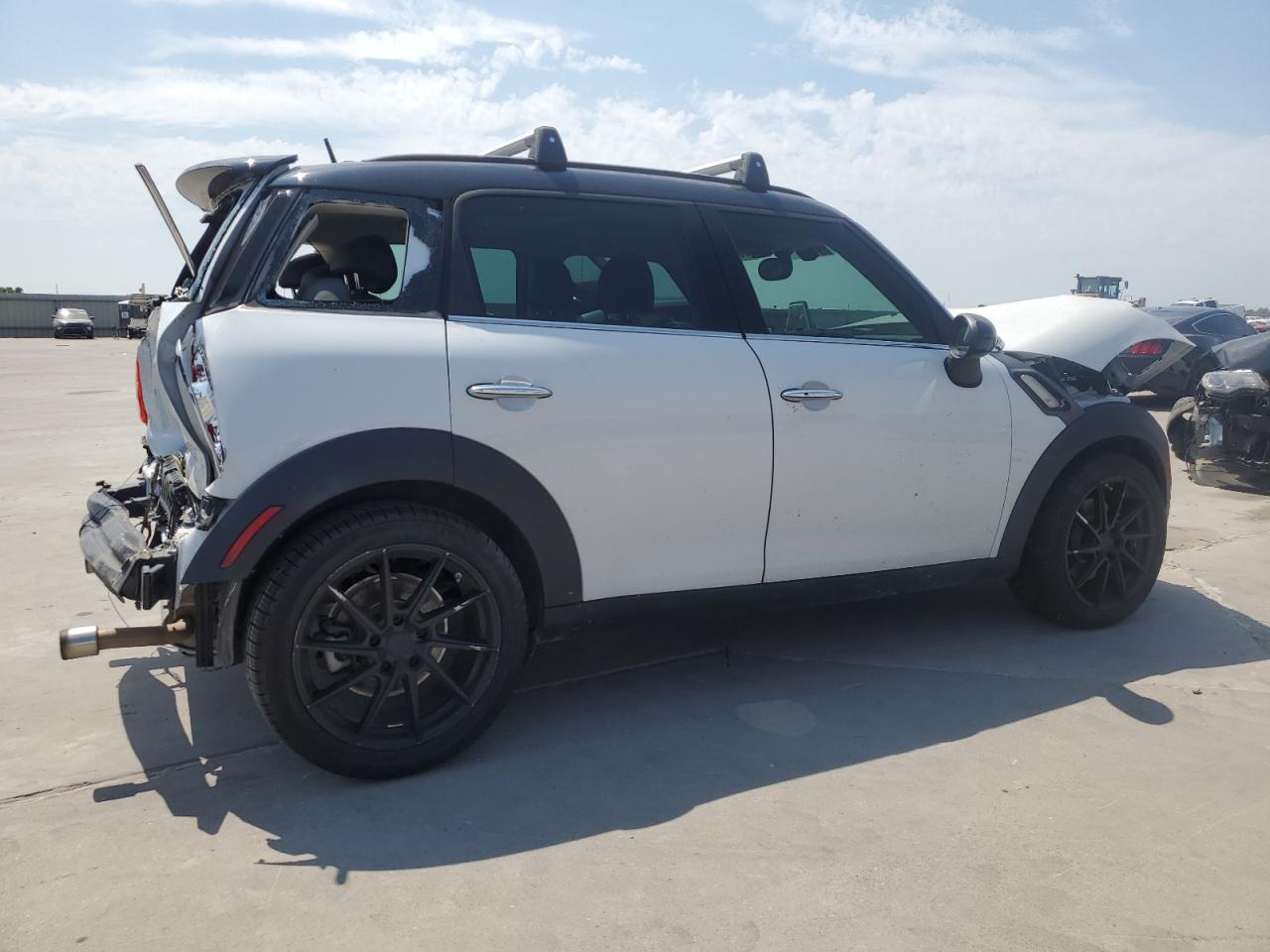 2015 MINI Cooper - Image 3