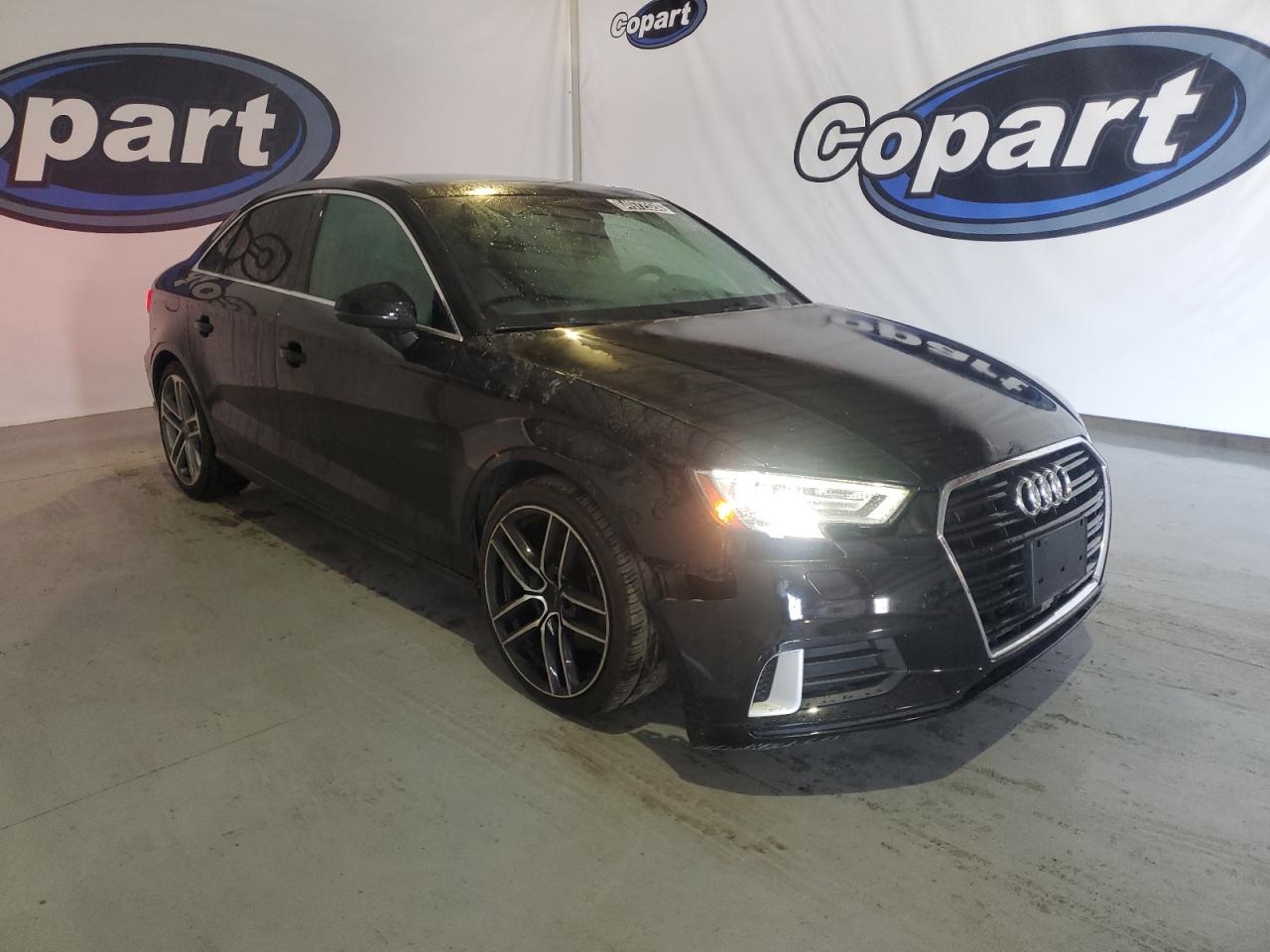 2019 Audi A3 Premium VIN: WAUAUGFF8KA075990 Lot: 64972524