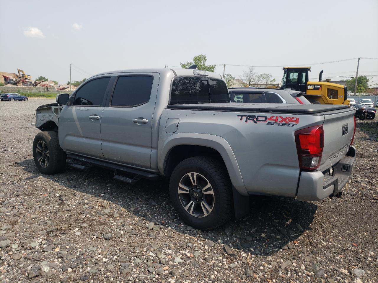 3TMCZ5AN6JM154012 2018 Toyota Tacoma Double Cab