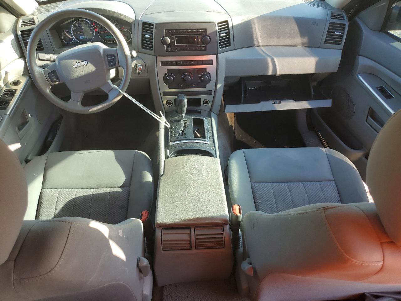 2005 Jeep Grand Cherokee Laredo VIN: 1J8GS48K75C721033 Lot: 67565424